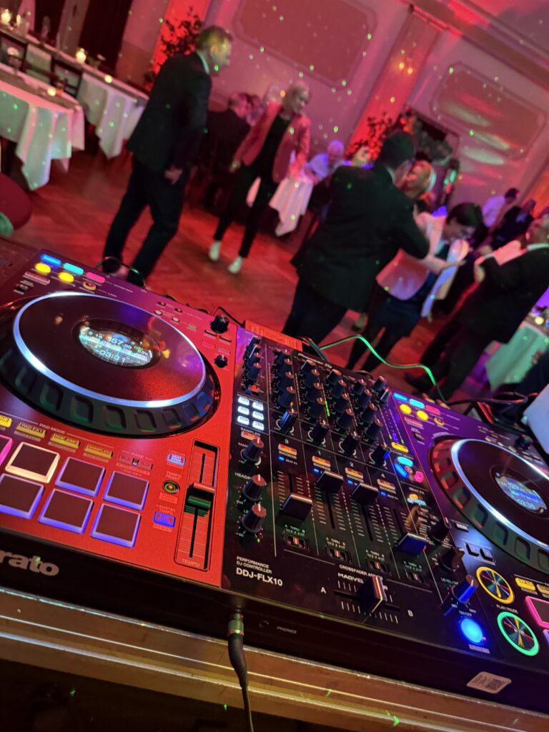 Pioneer, DDJ FLX10, Party, Weihnachtsfeier